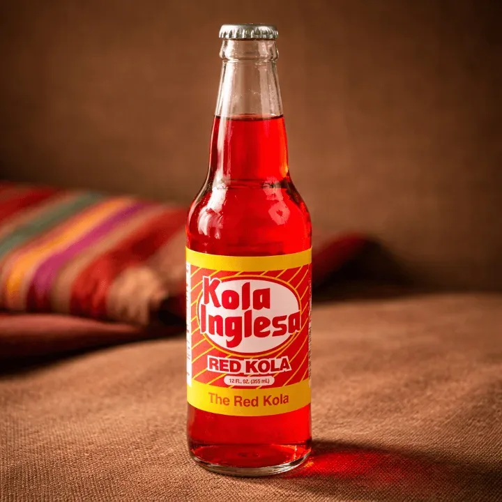 Gaseosa Kola Inglesa o similar