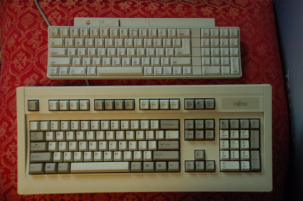 Mouse y teclado PS/2 antiguos